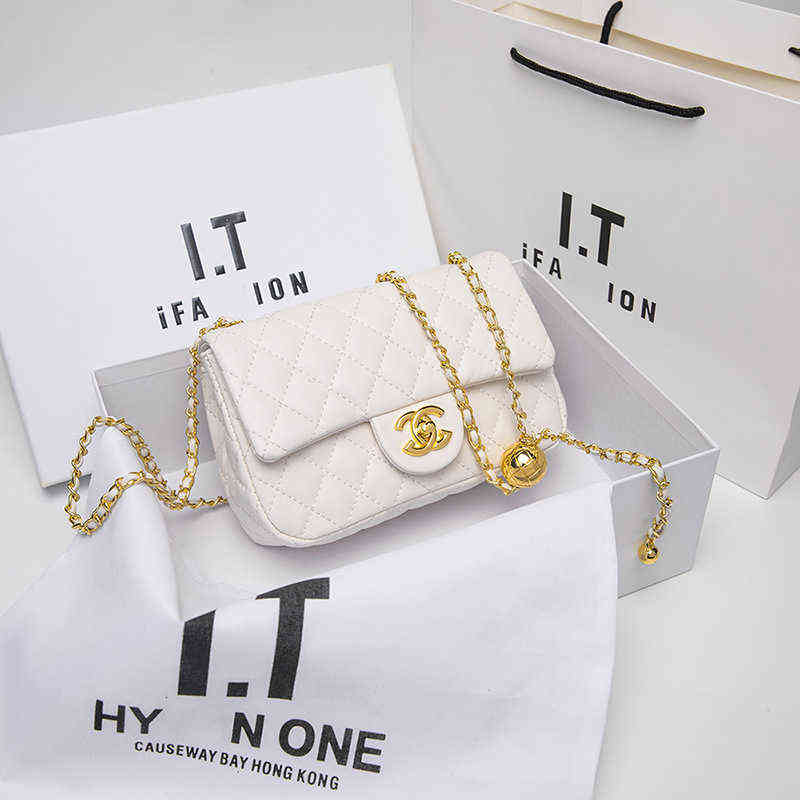 

Leather fangpang xiaoxiangfeng golden ball bag 2021 new women's Single Shoulder Messenger rhombic lattice chain tide264I, White