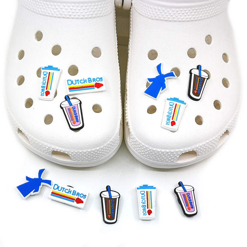 

moq 100pcs Dutch coffee pattern croc JIBZ charm 2D Soft plastic Shoe accessories Shoe Buckles charms Decorations fit party supplies Garden Shoes Wristband
