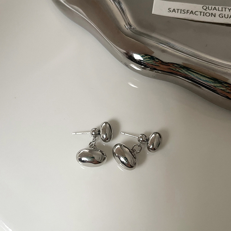 

Silver Needle Geometric Oval Metal Earrings Minority Simple Fashion Temperament Ins Cool Wind Women