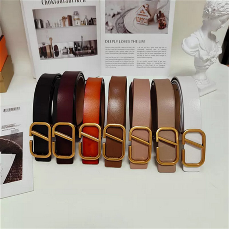 

Classic solid color Gold letter mens belts for women designers Luxury designer belt Vintage Pin needle Buckle Beltss 7 colors Width 3 cm size 95-115 Casual fashion good
