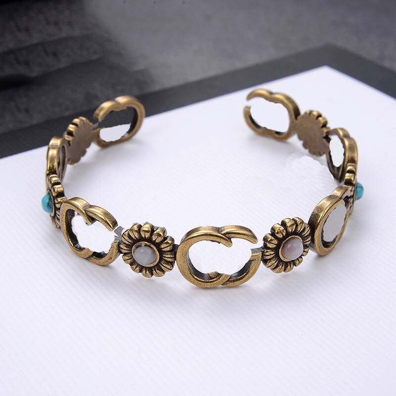 

Bangle High quality Fashion Designer Men Cuff Bracelets Women Casual Party Gifts Luxury Wedding Jewelry
