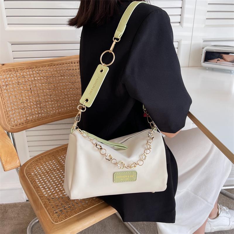 

Evening Bags Brand Small Contrasting Colors PU Leather Bucket Crossbody For Women 2022 Fashion Chain Shoulder Bag Lady Luxury HandbagsEvenin, Black