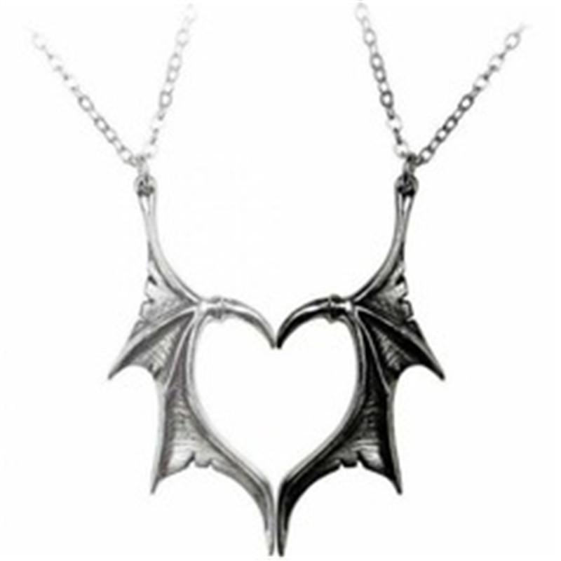 

Pendant Necklaces Goth Heart Matching Dragon Wing Necklace For Women Vintage Gothic Holloween Jewelry Nightmare Before Christmas VGN083