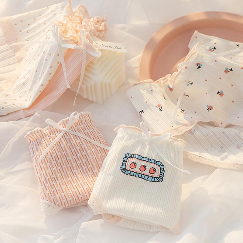 

Womens Cotton Underwear Lovely Girl Bow Panties Sexy Lace Mid Waist Seamless Comfort Briefs Female Lingerie, Beige