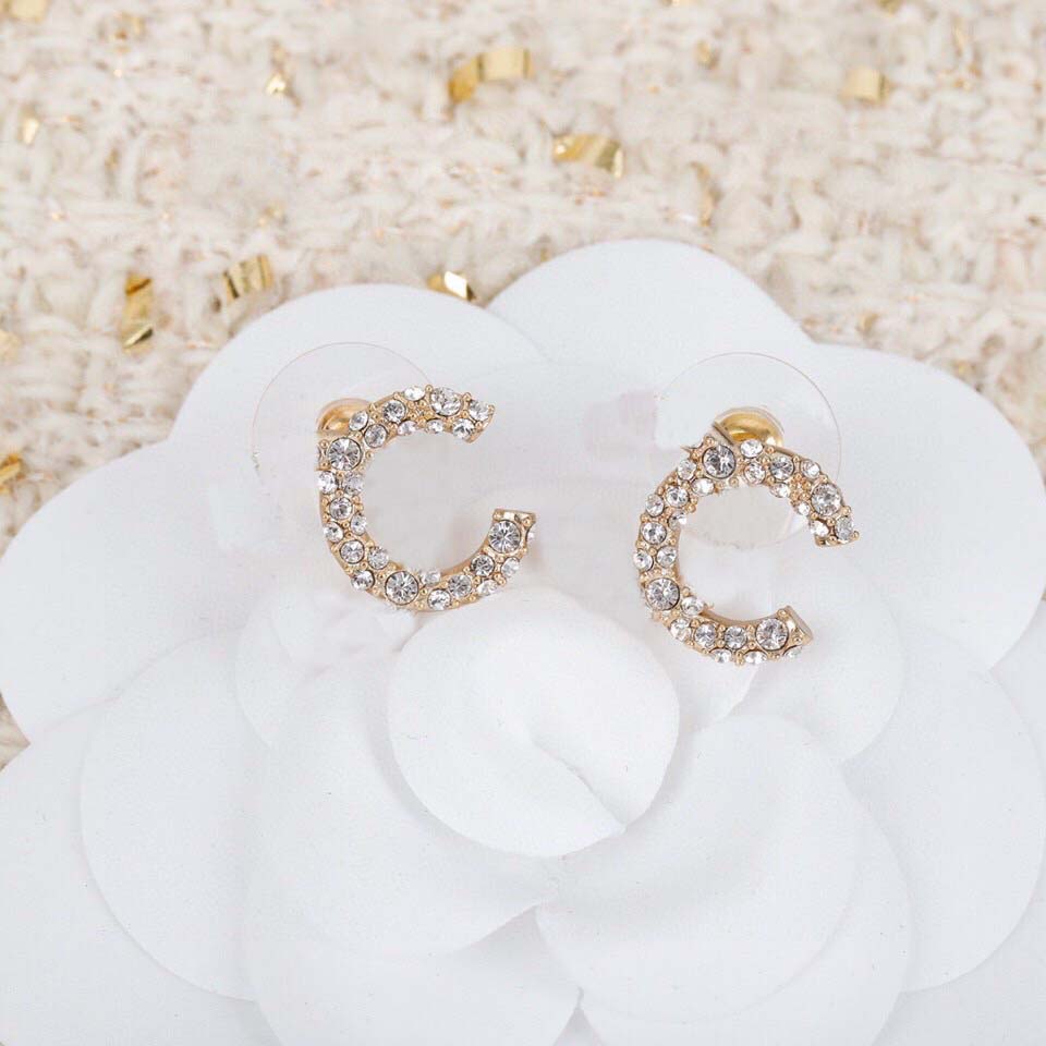 

2022 TOP quality style Charm Stud earring with diamond and small pearl for women wedding jewelry gift have box stamp PS3126A