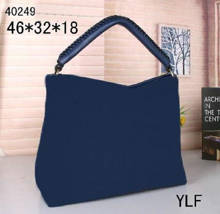 

Black Women Luxurys Designers Bags M41066 Monograms Empreinte embossed Shoulder Tote Bags ARTSY MM Large-capacity handbag, 25