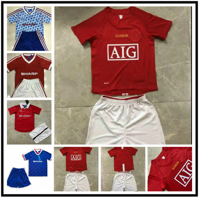 

Kids kit Manchester BECKHAM GIGGS SOLSKJAER RETRO soccer jersey final 1984 1985 1986 1990 1992 1998 1999 2000 2007 2008 MAN UTD Classic boys S