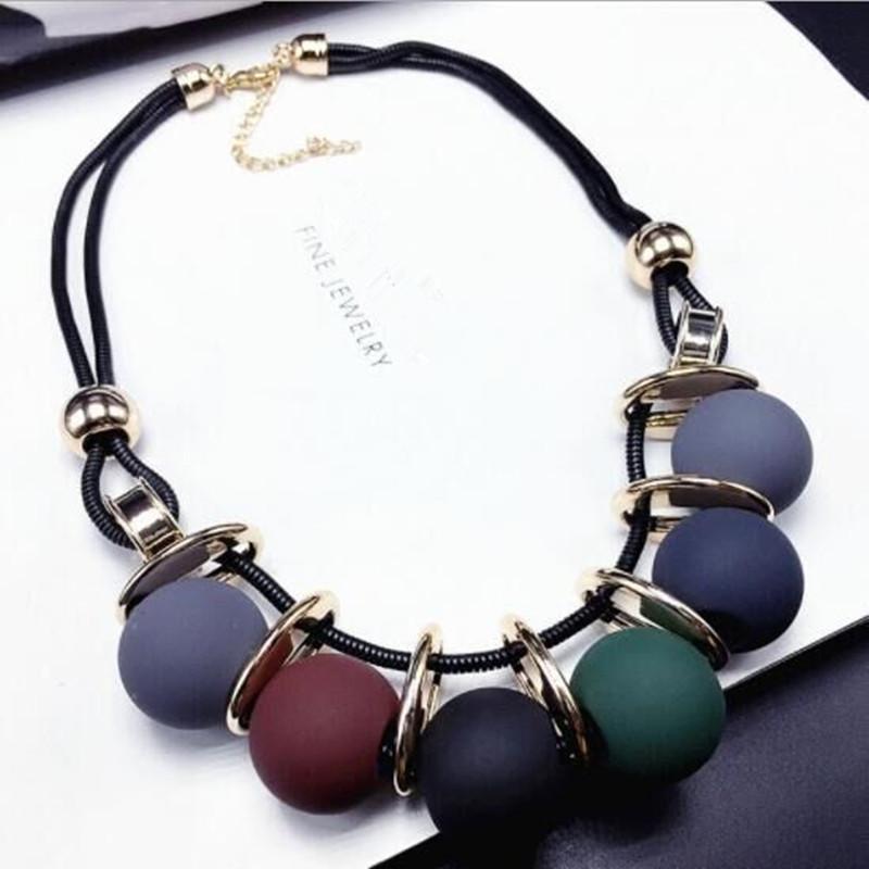 

Pendant Necklaces Ahmed Fashion Multicolored Statement Leather & Pendants Resin Beads Necklace For Women Sweater Jewelry GiftsPendant