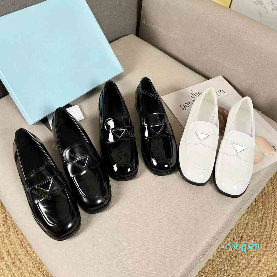 Desginer chaussures décontractées Chocolate Femmes classiques Chaussures robes plates Lady Locs en cuir High Heel3