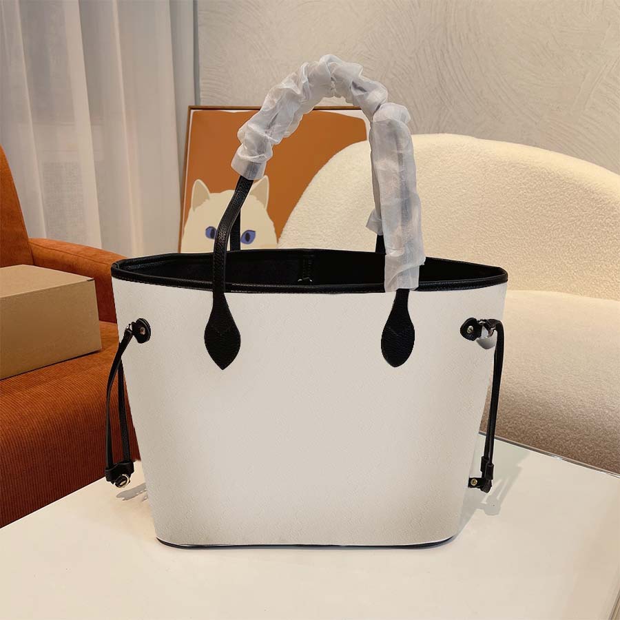 Sacs à main Designer Pu Shopping Letter Pack Fashion Classic Lady Composite Female Purse Purse MM Taille Sac Embrayage Sac fourre-tout