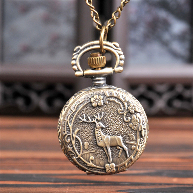 

10pcs Manufacturer wholesale small bronze giraffe foreign trade nostalgic decorative pocket watch 6111, Black