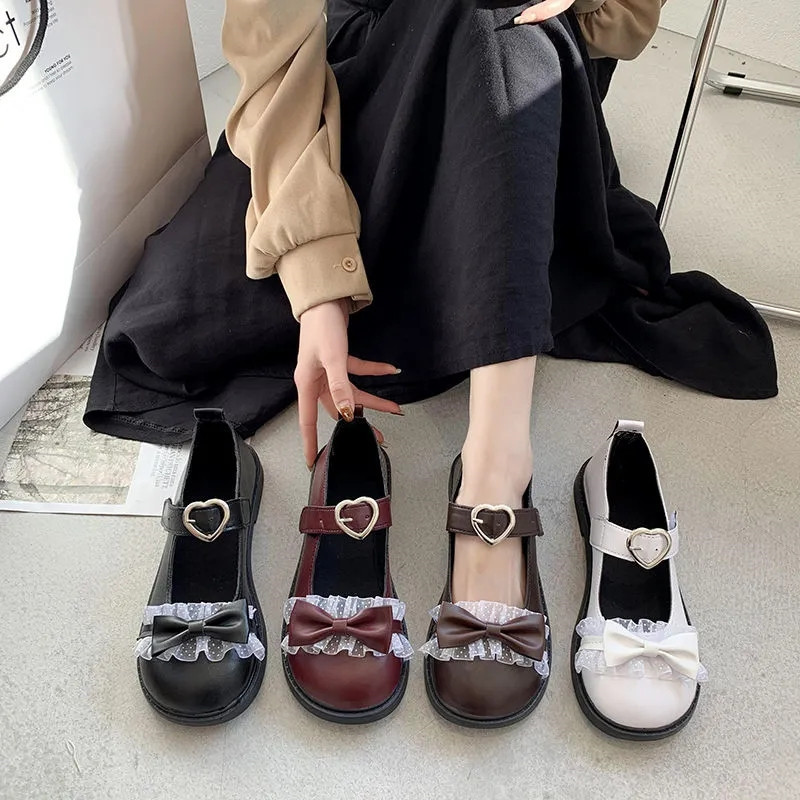 

Sepatu Wanita Gotik Lolita Mary Jane Sepatu Renda Hati Ikatan Simpul Lucu Tali Gesper Desainer Flat Kulit Platform Fashion Lucu 220614, White b