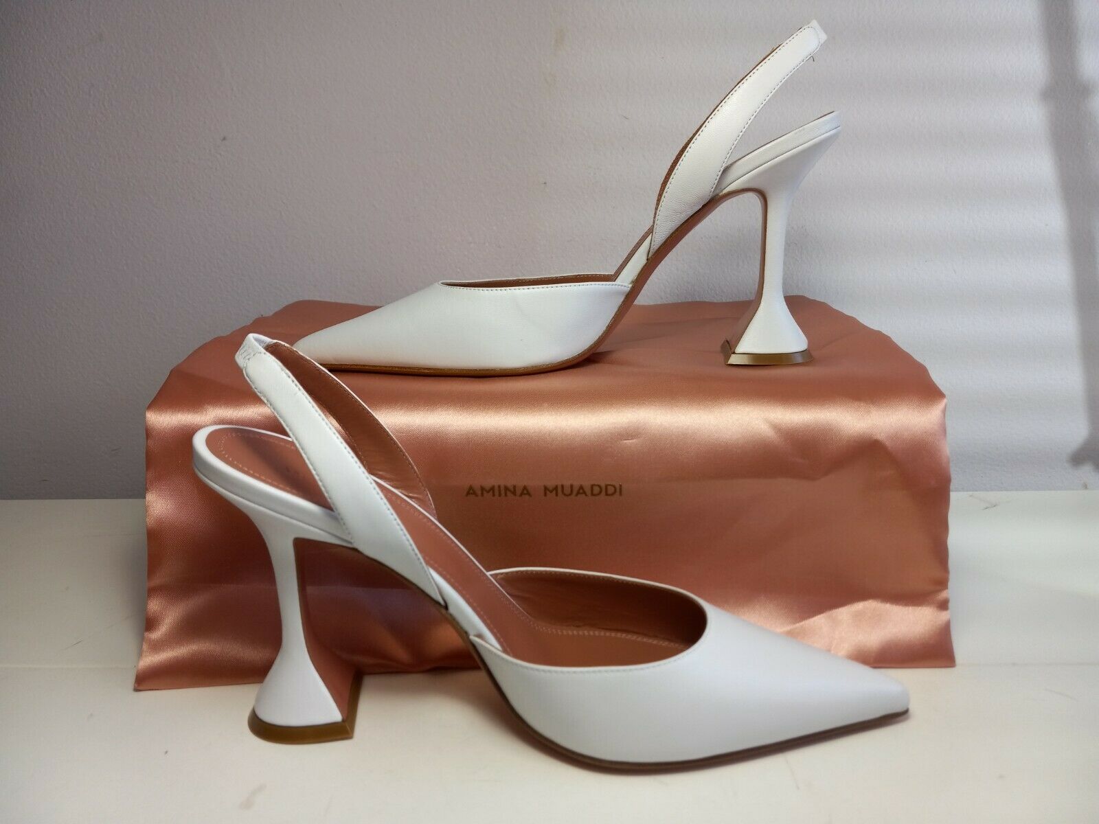 

New Season Amina Pumps Muaddi Shoes Pointed-toe Slingback Strap White Leather Wedding Pumps
