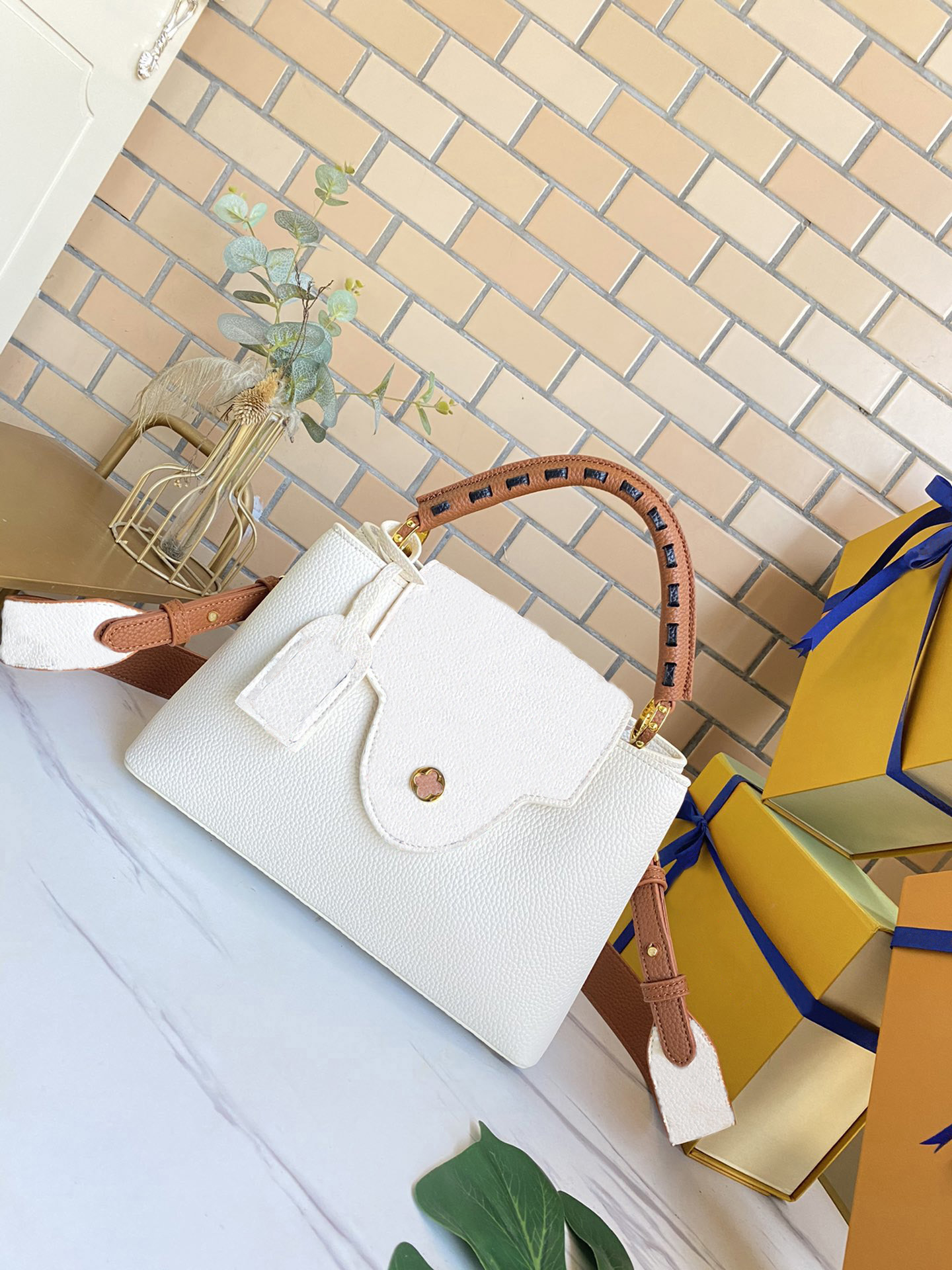 

Top Quality Capucines Fashion Women Shoulder Bags Chain Messenger Bag Leather Handbags Shell Wallet Purse Ladies Cosmetic Crossbody Tote M58575, 58575#2l