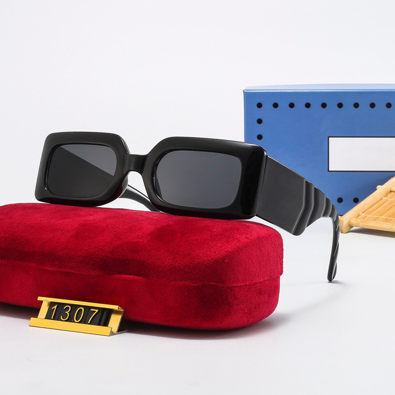 

Luxury Brand Designer Sunglasses For Men and Women Summer style Anti-Ultraviolet 17WF Retro Square Plate Full Frame fashion Eyeglasses With Box