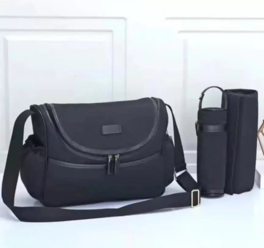 Baby Designer Diaper Sacs avec interface USB de grande capacit￩ Kits de sac ￠ couches ￩tanches de maternit￩ maman Changement d'embouteille