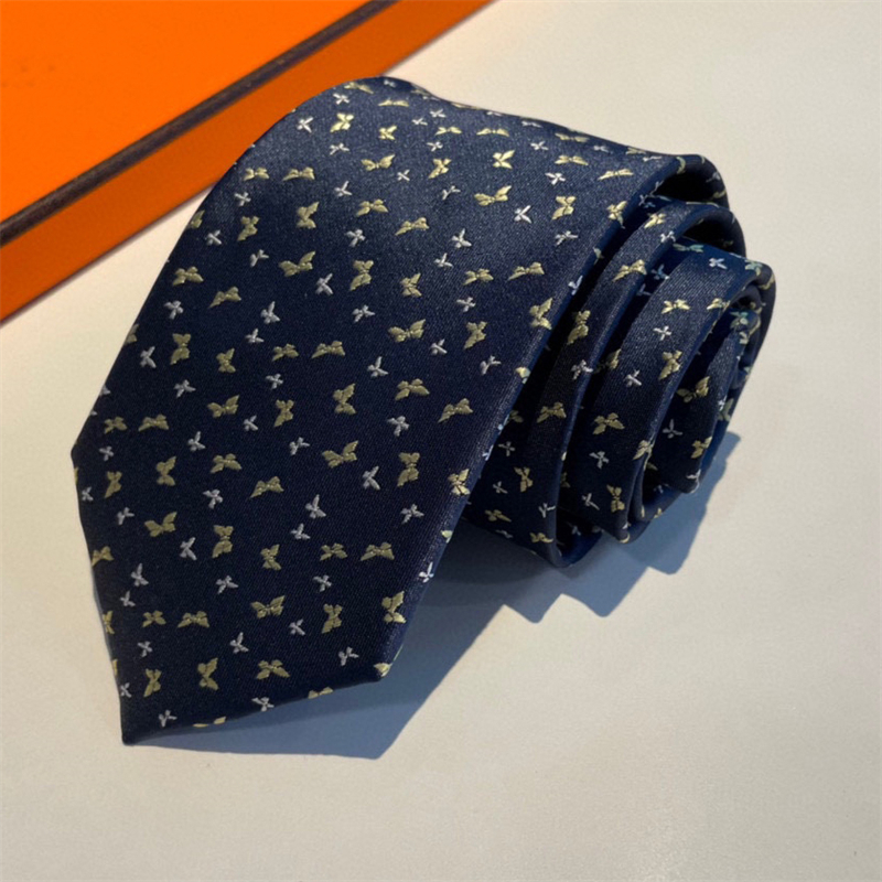 

Mens Ties Fashion Designer Silk Tie Luxury Animal Alphabet Print Design Men Gifts High Quality Versatile Business Ties