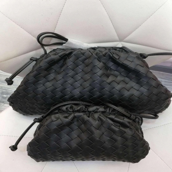 

2022 bags teen leather clutch ibtercciato Padded intrecciato magnetic frame closur single compartment pouch a8o9# bottegas botega YJF5, Customize