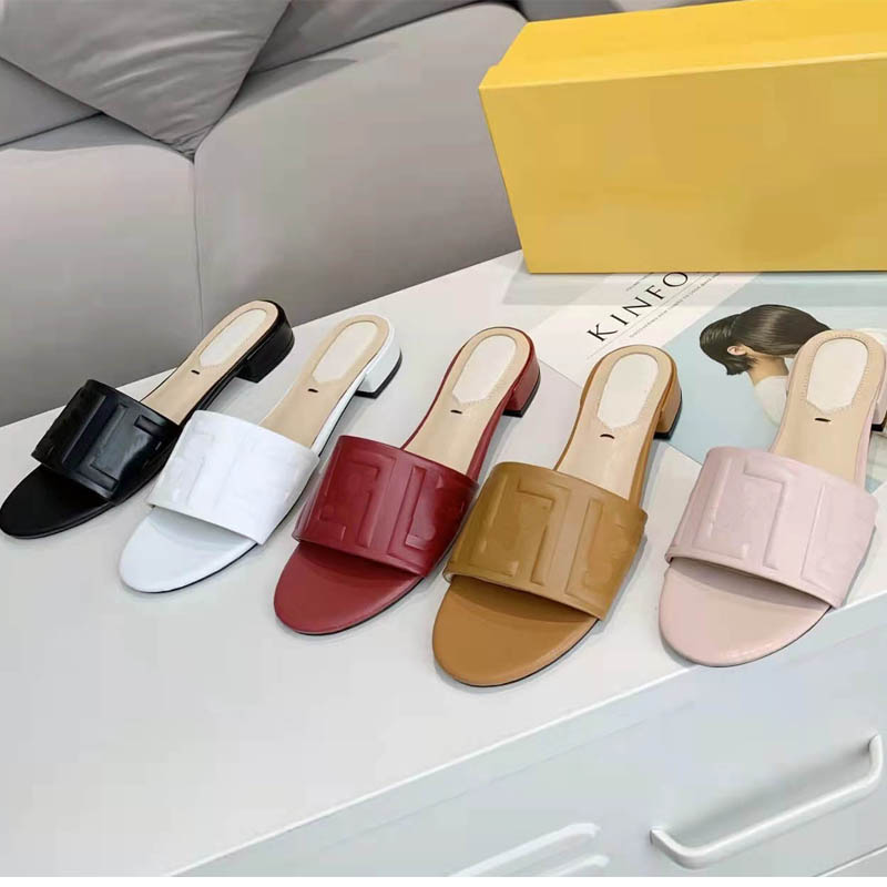 

Luxury Designer Sandals High Quality Ladies Sexy Flat Slippers Summer Slides Wide Flip-flops Box Large Size 35-42, White