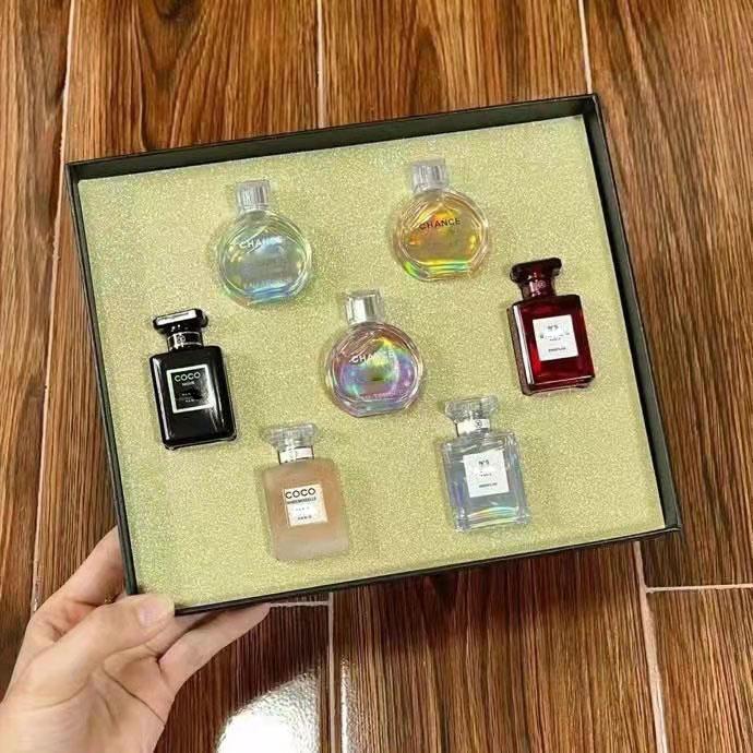 

Perfumes Gift Set Fragrances for Woman 9pcs 7.5ml 8pc 7.5ml 7pc 7.5ml EDP Spray Designer Brand Perfume Floral Good Smell Sexy Fragrance Lady Parfum Gifts Wholesale Drops