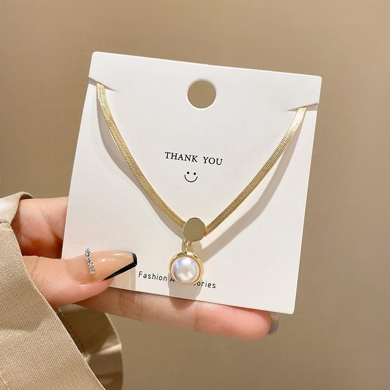 

Pendant Necklaces Round Pearl Necklace Women Light Luxury Unique Design Simple NecklacePendant
