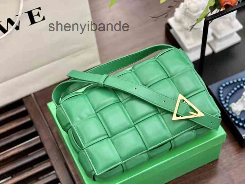 Venetas designer bag Bottegas Handbags Women Classic Venetas Woven 2022 Spring Summer Trend Tofu Bag Net Red Leisure Pillow OXE9