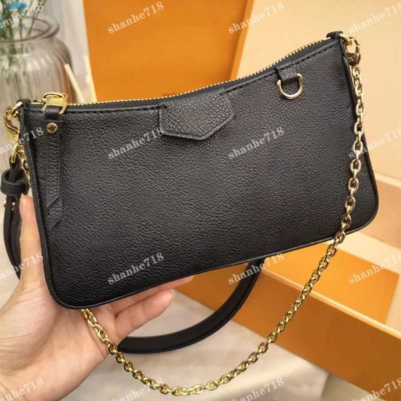 

Black Emboss Easy Pouch Hobo Shoulder Crossbody Bags Vintage Cowhide Designer Luxury Handbags Lady Purse Women Messenger Bag, Bubble paper package