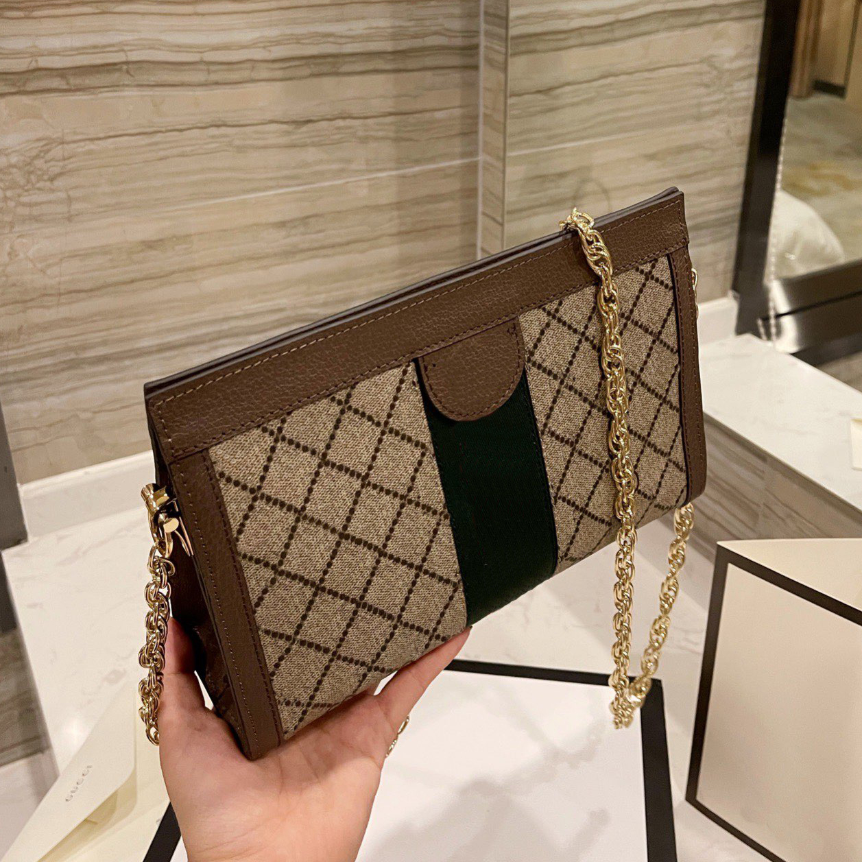

Clip Chain bag Totes Bags Strapping Luxury Designer Brand Fashion Shoulder Handbags High Quality Women Chains Phone Bag Wallet Cross body Love Metallic ladys, No bag