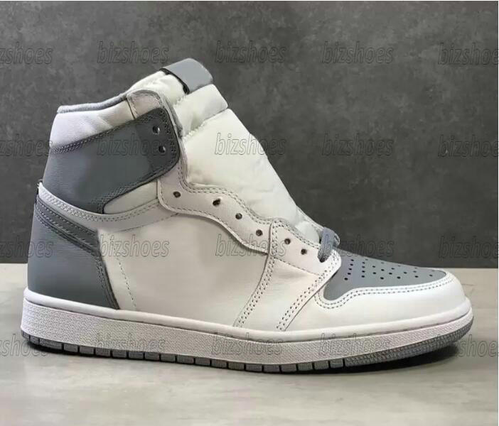 

Stealth Grey Jumpman 1 High OG Mens Women 2022 Basketball Shoes Stealth / White 1s Sports Sneakers 555088-037 Casual Trainers two-toned color, 1#