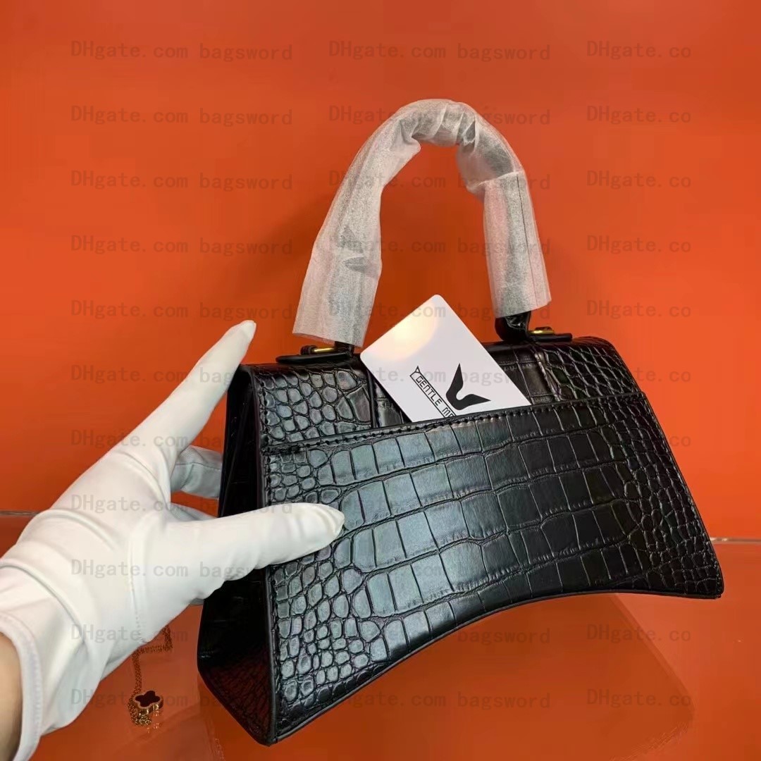 

Women Luxury Designer Bags 2022 FashionLeather Embroidery Multicolor Single Shoulder Classic Large Capacity Bucket Crossbody Purses, 01