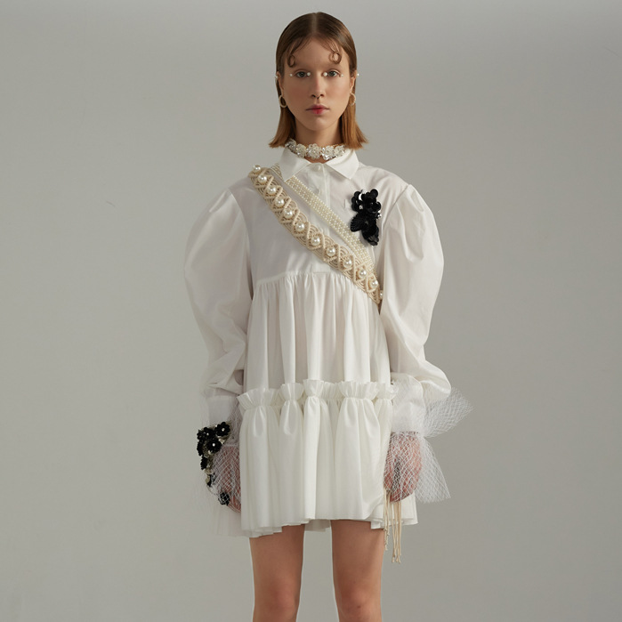 

New creamy-white shirtdress loose look thin skirt pleated skirt