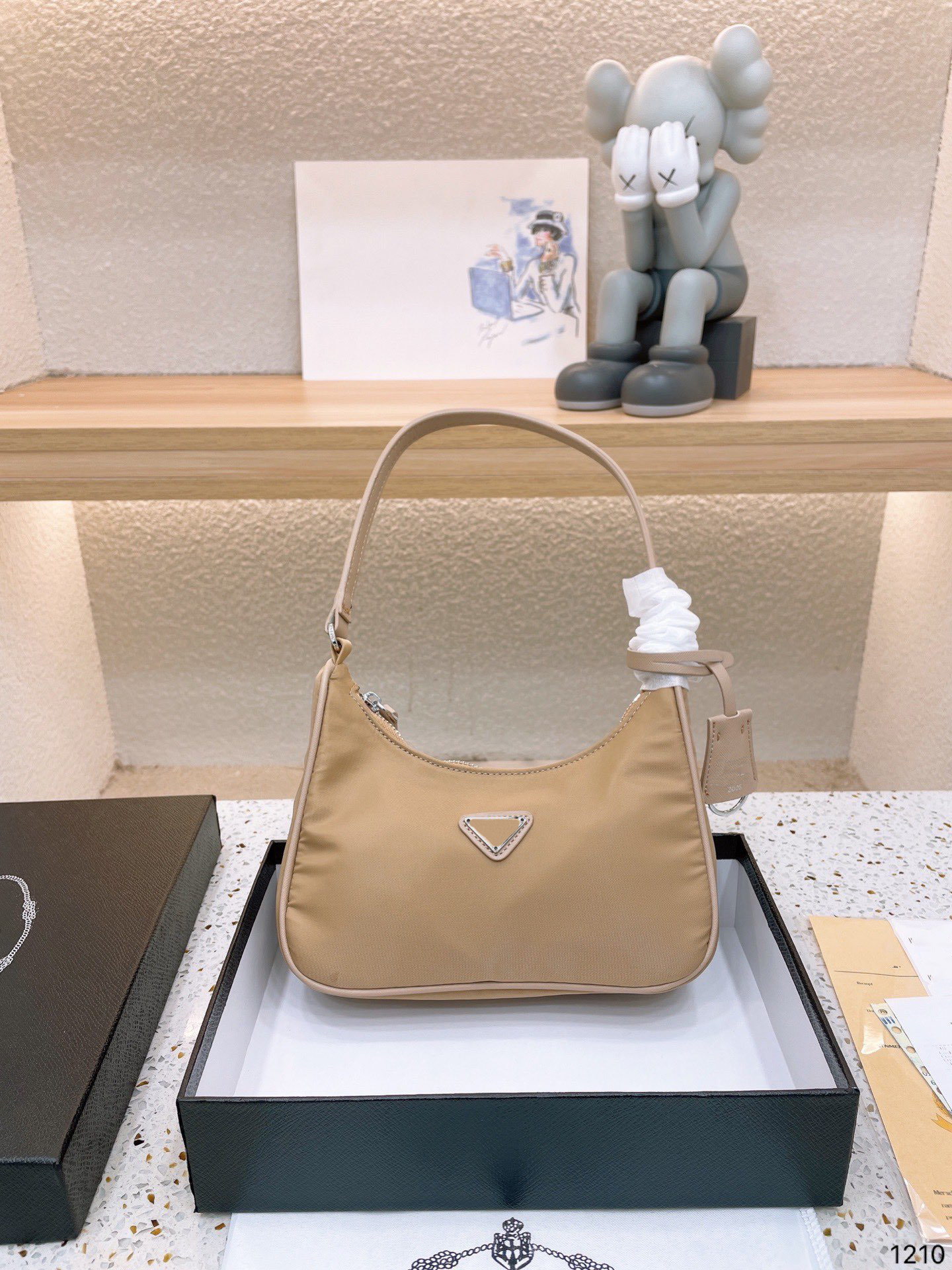 

women's designers shoulder bag Luxury tote purse handbag message bags cluth top quality brand classic leather Lady Luggage Crossbody Gift box hobo, White