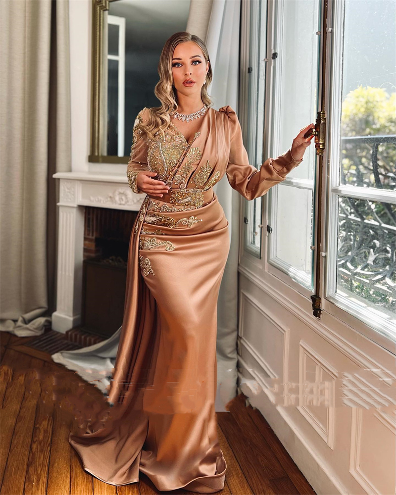 Elegant Crystals Beaded Dubai Evening Dresses V-Neck Long Sleeve Satin Mermaid Formal Party Wear Mother Special Occasion Dress Prom Celebrity Dre