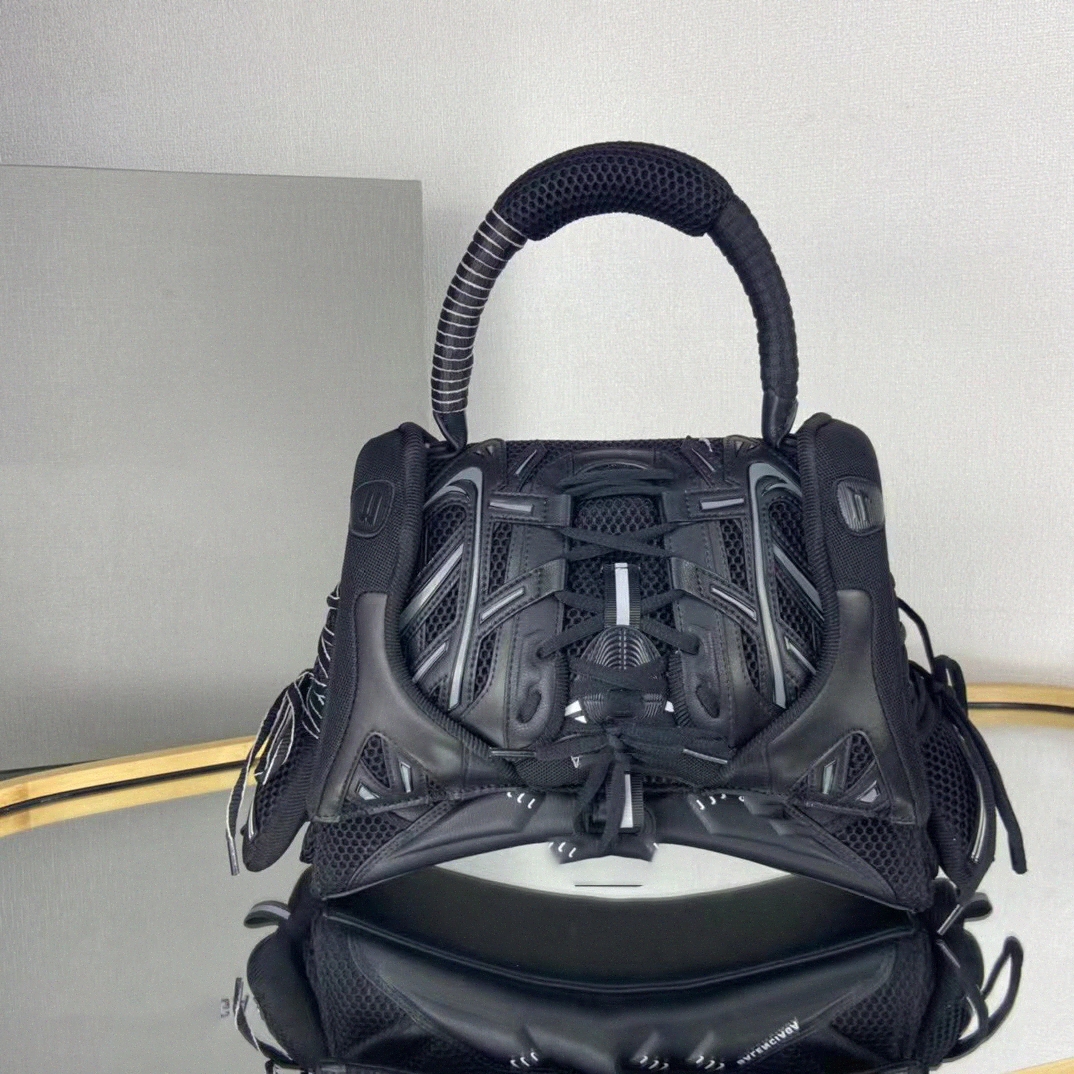 

Sneaker Hourglass Bag Splicing Sneakers Lace-up Bag One-Shoulder Designer Leather Crossbody Handbag For Women Totes, Black