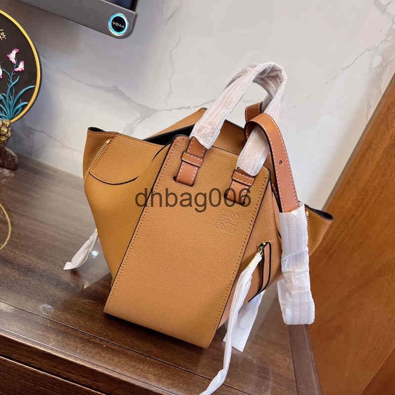 

2022 Shoulder Bag Women Handbags Designer Loews Pinseluo Cowhide Hammock Single Portable Design 881D