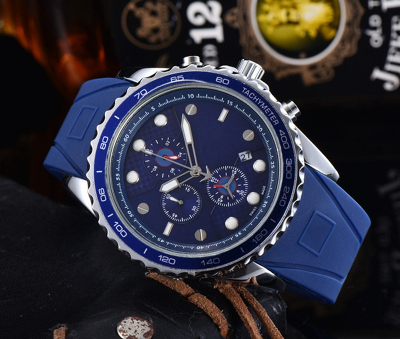 

2022 high quality Men Luxury Watches Six stitches All the dials work Mens quartz Watch Top brand Rubber Strap chronograph clock Fashion Mens accessories DIVER one