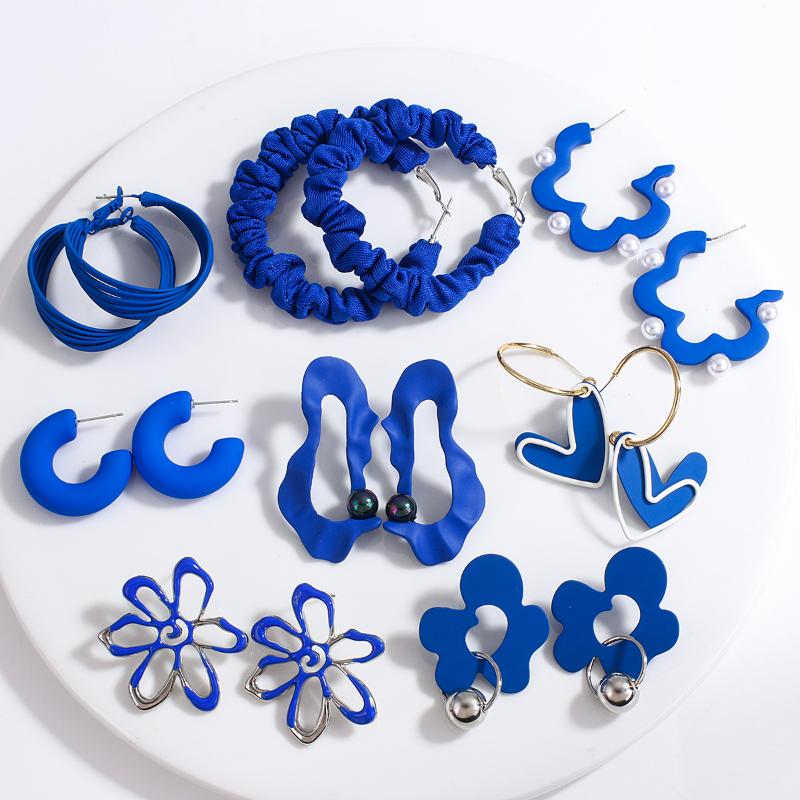 

Dangle & Chandelier Lifefontier Trendy Blue Color Irregular Geometric Drop Earrings For Women Exaggerated Flower Heart Acrylic Earring Party