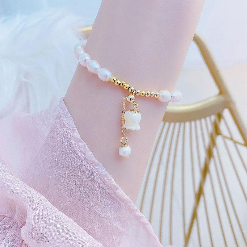 

Chains Natural Lily Of The Valley Flower Necklace Freshwater Pearl Necklaces Exquisite Luxury Women Temperament Bracelets 2022 Trendy