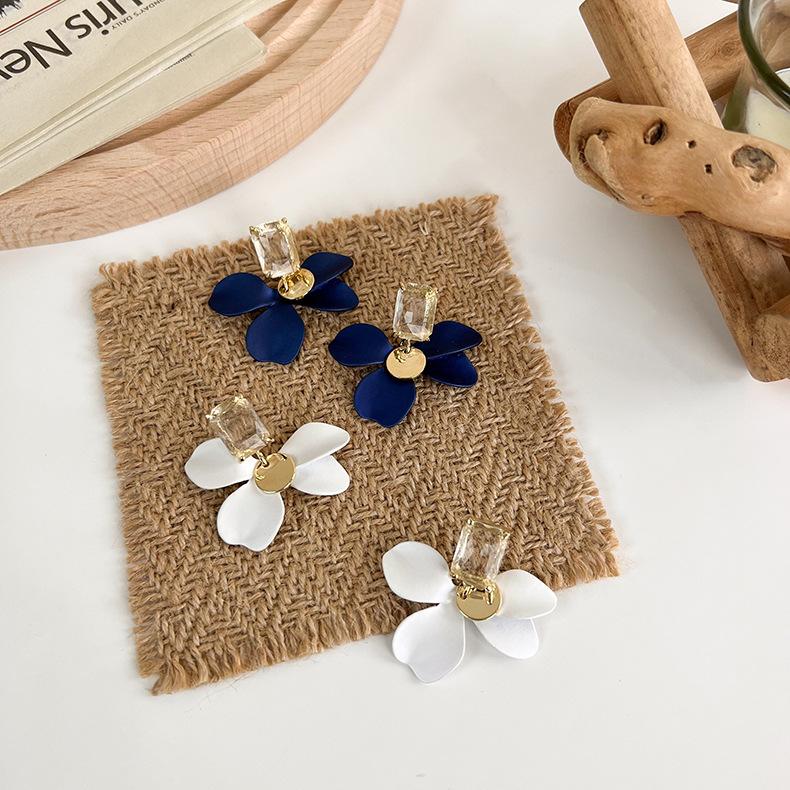 

Dangle & Chandelier Fashion Metal Rhinestone Blue Flower Earrings Women's Elegant Party AccessoriesDangle