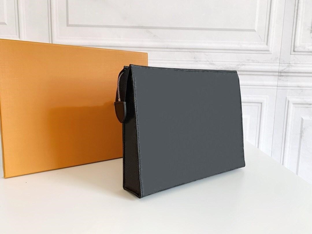 

high-quality Travel Toiletry Toilet Pouch 26 CM Beauty Case Wash Bag Women Clutch Monograms Canvas Leather, Invoices are not sold separately