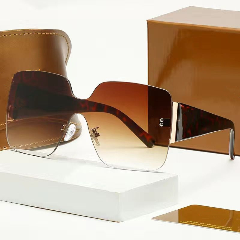 

13 Latest Fashion Men rectangle man sunglasses Wooden Spring Temples 4 Colors Rimless Square Sun glasses nice leisure time sunshade Anti with Boxl