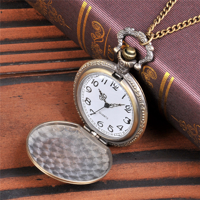 

10pcs Large bronze mask pocket watch retro cartoon mask v-word revenge-1, Black