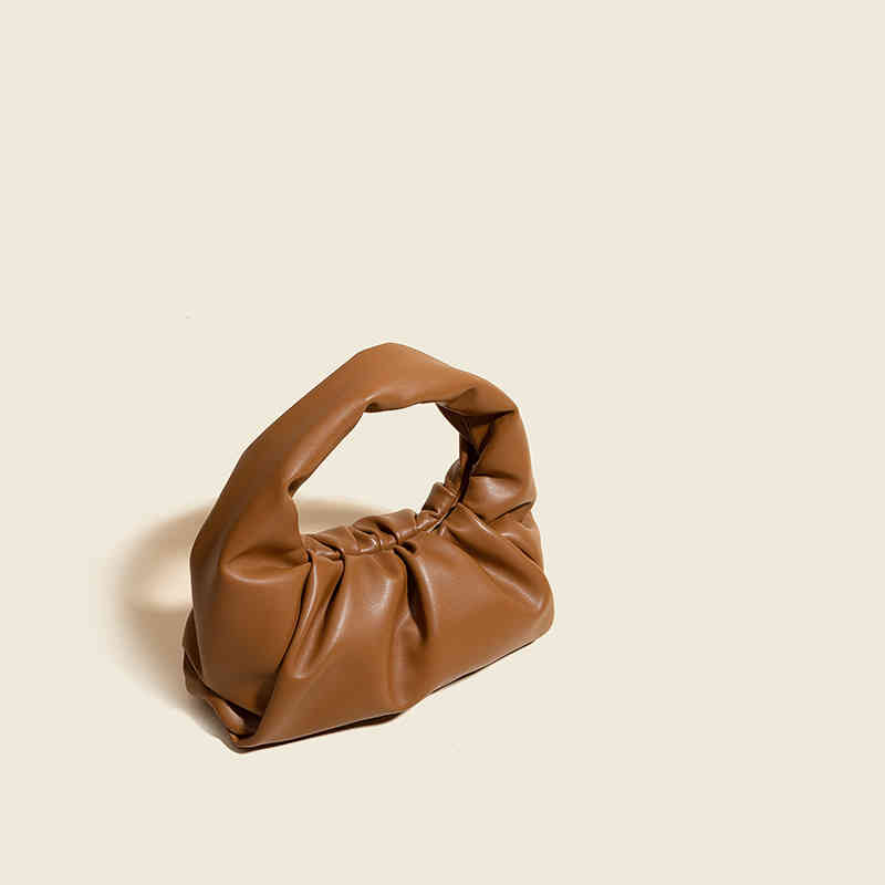 

Bottegav Niche Venetas Design Single Shoulder Underarm Bag Horn Cloud Large Capacity Women's Portable Vegetable Basket Leather Bag Y4Y4, Beige white