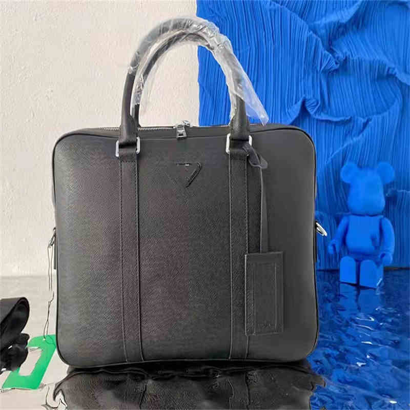 designer Men Shoulder Briefcase Black Leather Handbag Business Laptop Bag Messenger Bags With Nameplates Totes Men's Luggage-image-739504260