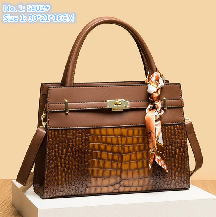 

Wholesale factory ladies shoulder bags 2 elegant embossed leather handbag simple Joker solid color fashion mobile phone coin purse three-piece retro crocodile bag, Red-5902#-1