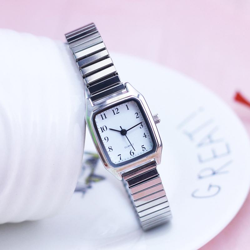 

Wristwatches 2022 Old Women Ladies High Quality Watches Flexible Elastic Strap Fashion Simple Stainless Steel Electronic, Gold