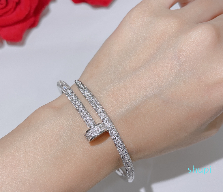 

Bracelet Gold Bracelets Women Punk for Best gift luxurious Superior quality jewelry Bangles