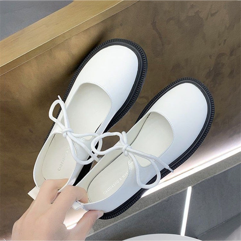 

Sepatu Platform Berenda Ujung Bulat Kulit Lembut Mary Jane Mode Wanita Kasual Flat Lolita Putih Hitam Lucu Loafer Ringkas 220614, Black