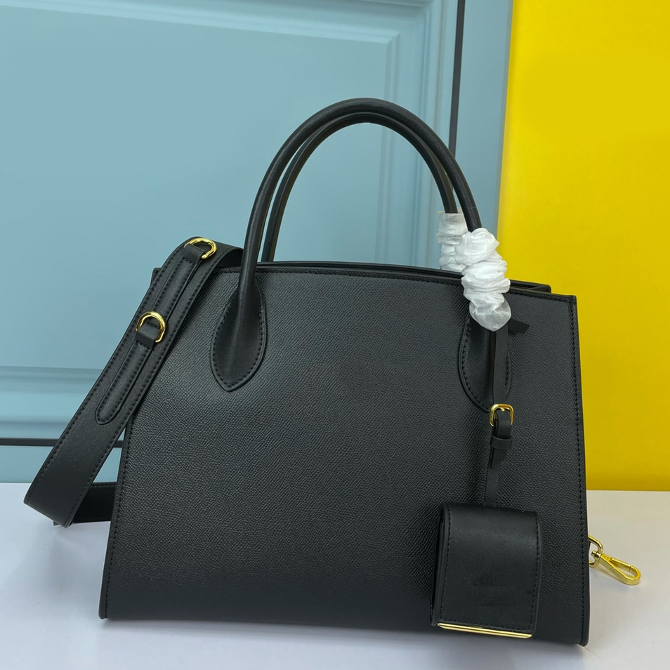 

Classic Women's Designer Handbag Luxury Brand Shoulder Crossbody Bag Cross Grain Cowhide Leather Make Removable strap Top Quality Vintage Design, Red