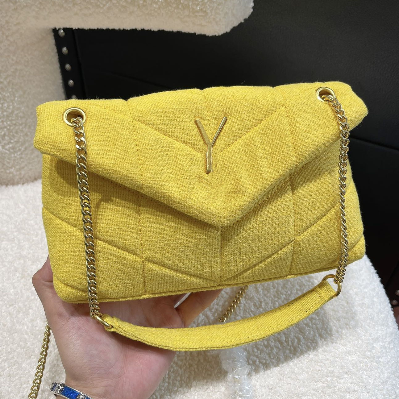 

22S Classic Flap Shoulder Bag Top Fabric Yellow Envelope Diamond Check Quilted Chain Metal Letter Embellished Crossbody Bag French Luxury Designer Ladies Handbags